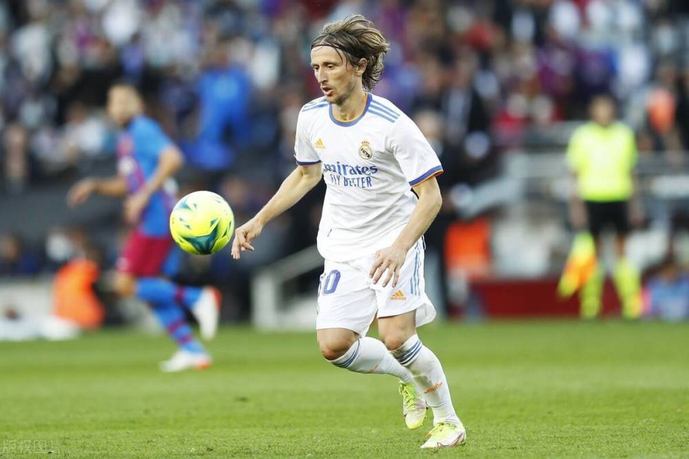 杜兰特关键补篮赢得比赛